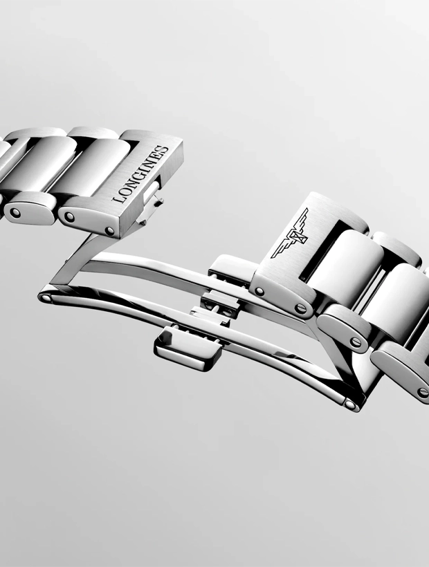 LONGINES Conquest Quartz 41mm L38604126, klocka som du kan handla till bra pris hos oss på Klockmaster.