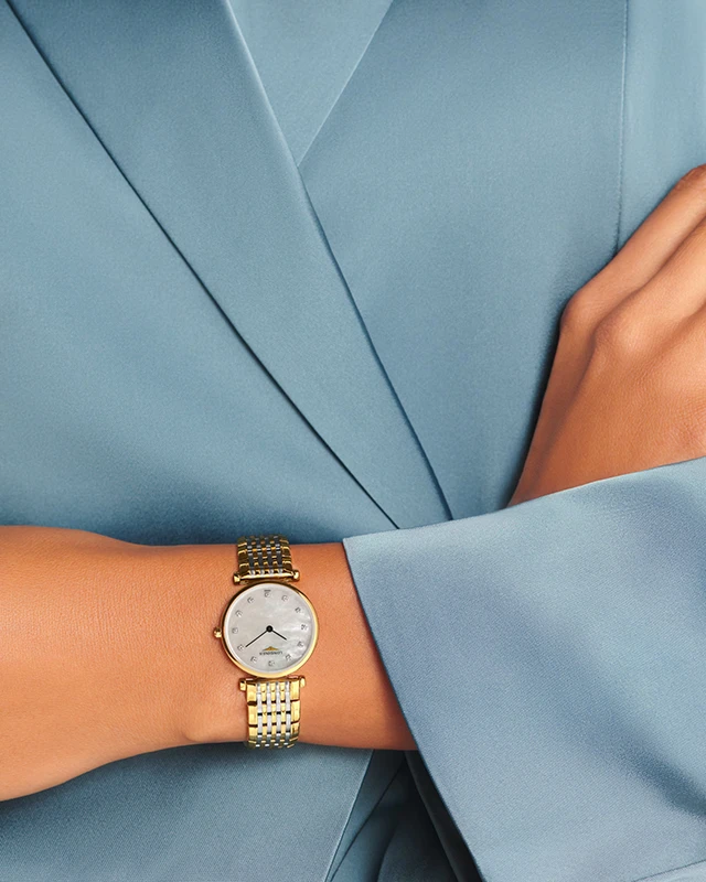 LONGINES La Grande Classique De Longines 24mm, klocka som du kan handla till bra pris hos oss på Klockmaster.