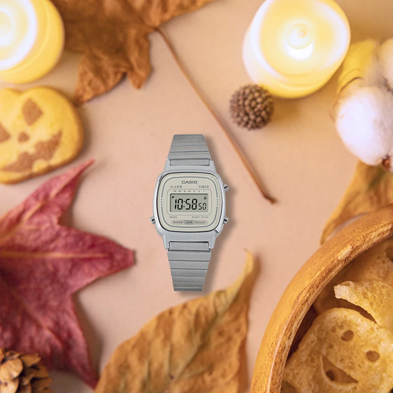 CASIO Vintage Mini 24.5mm, klocka som du kan handla till bra pris hos oss på Klockmaster.