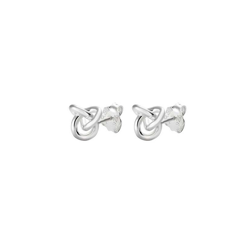 Drakenberg Sjölin Le knot Drop Studs Silver LKT-E10000-S, handla denna klocka online eller i butik hos klockmaster