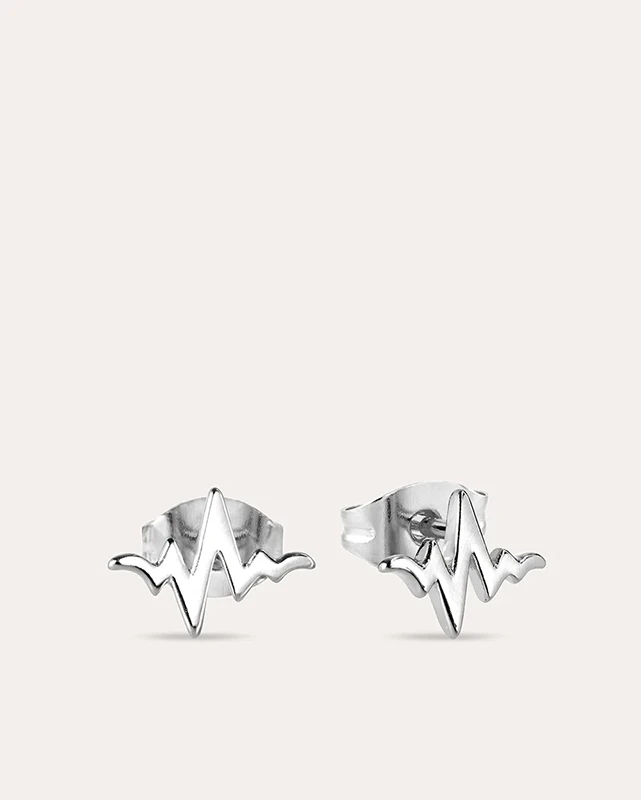 Silverörhängen Heartbeat Mini - By Sofia Wistam M068222-S, handla denna klocka online eller i butik hos klockmaster