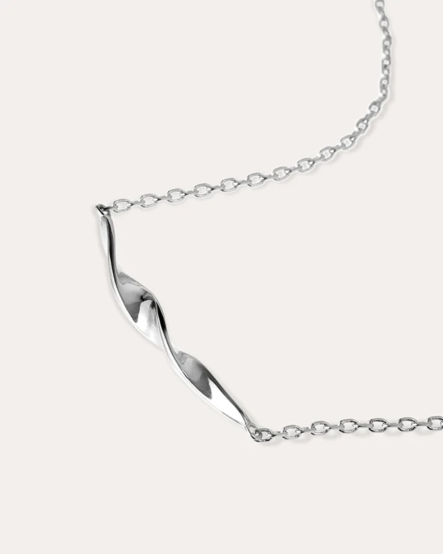 Silverarmband Twirl Mini By Sofia Wistam M068233-S, klocka som du kan handla till bra pris hos oss på Klockmaster.