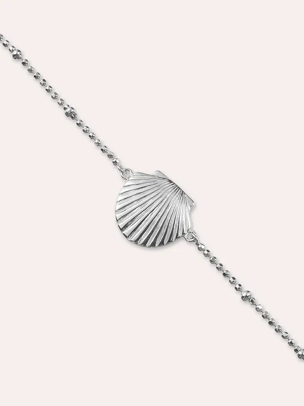 By Sofia Wistam Ocean Muse Shell - Silverarmband M069619S, klocka som du kan handla till bra pris hos oss på Klockmaster.