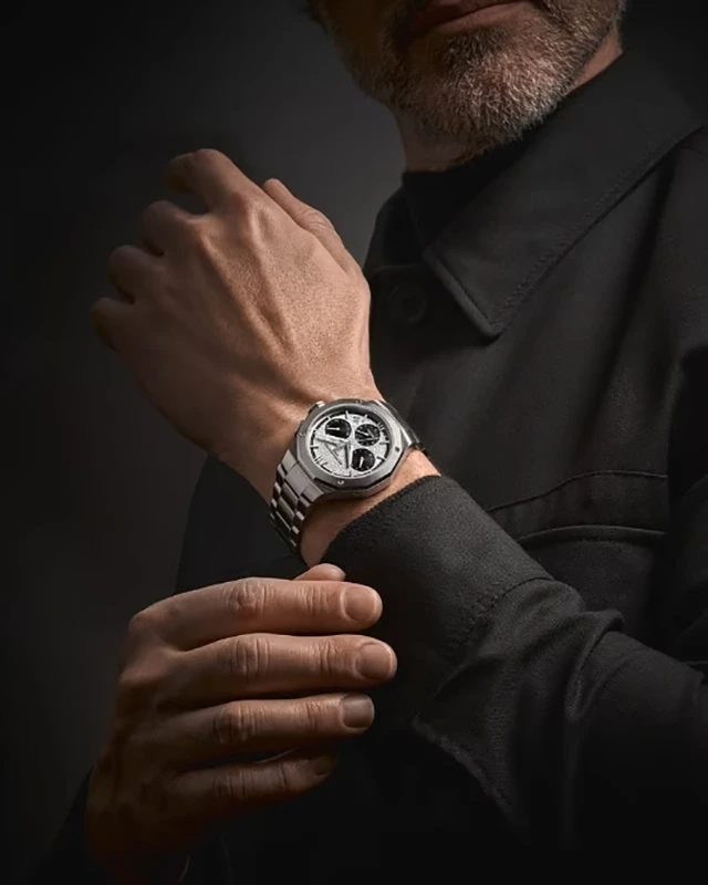 Baume and Mercier Riviera Automatic Chronograph 41mm, klocka som du kan handla till bra pris hos oss på Klockmaster.