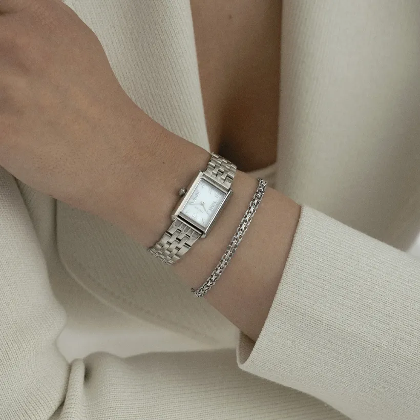 Mockberg Timeless Combo Silver 19mm MO246, klocka som du kan handla till bra pris hos oss på Klockmaster.