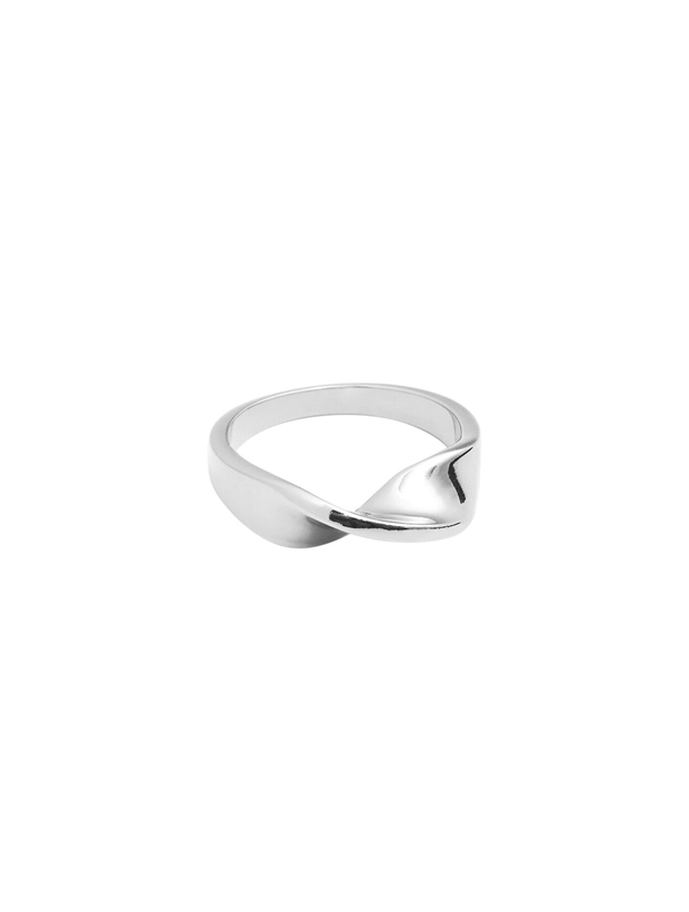 By Sofia Wistam Twirl  Silverring 19mm R24052909-19, handla denna klocka online eller i butik hos klockmaster