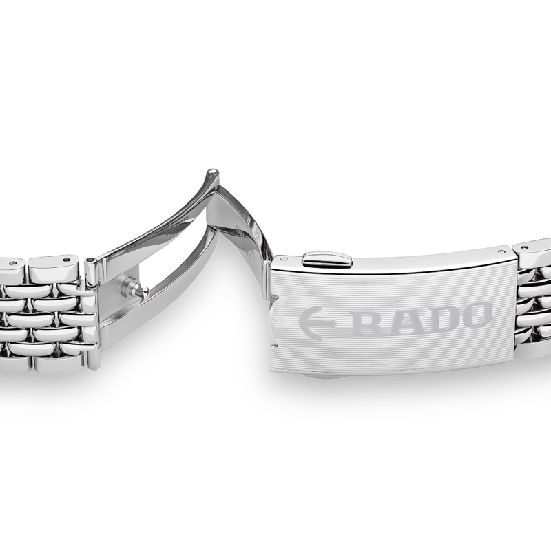 Rado Captain Cook, klocka som du kan handla till bra pris hos oss på Klockmaster.