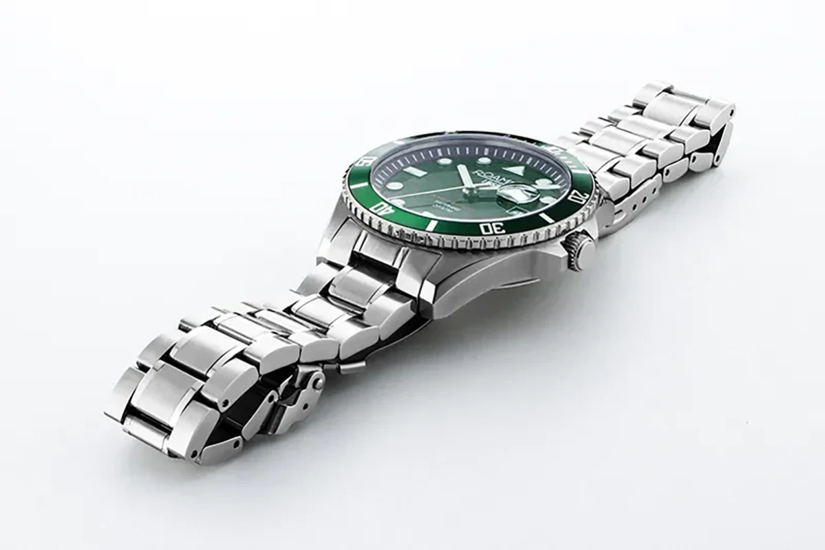 ROAMER Pro Scuba 200 43mm, klocka som du kan handla till bra pris hos oss på Klockmaster.