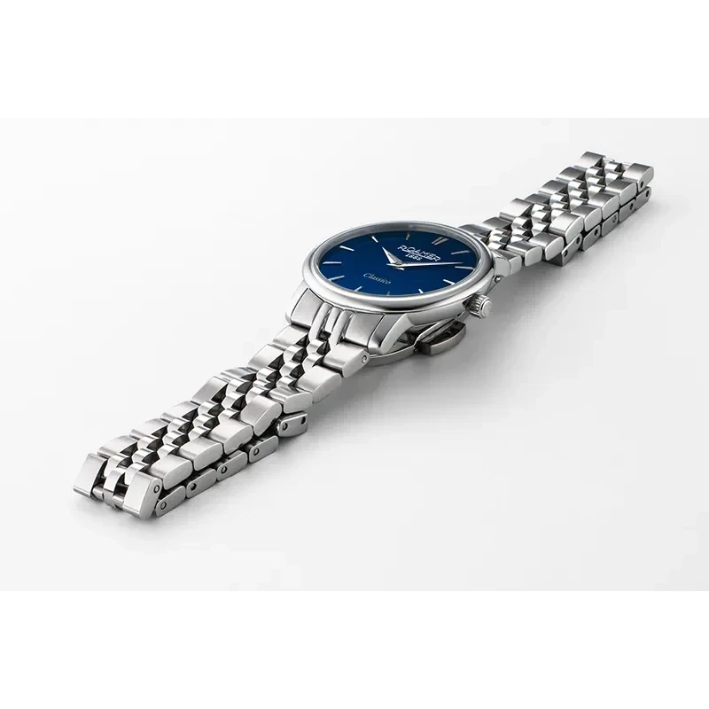 ROAMER Classico Ladies 30mm, klocka som du kan handla till bra pris hos oss på Klockmaster.