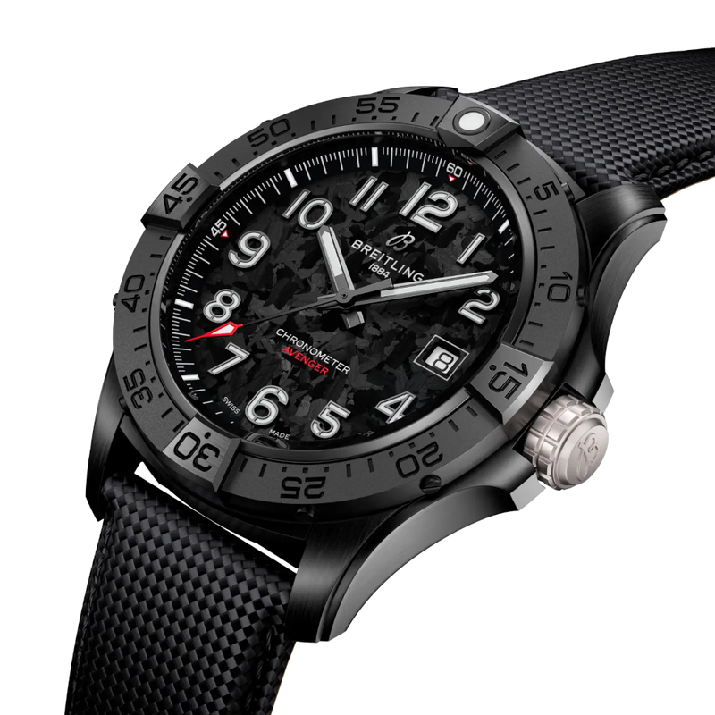 BREITLING AVENGER 42, klocka som du kan handla till bra pris hos oss på Klockmaster.