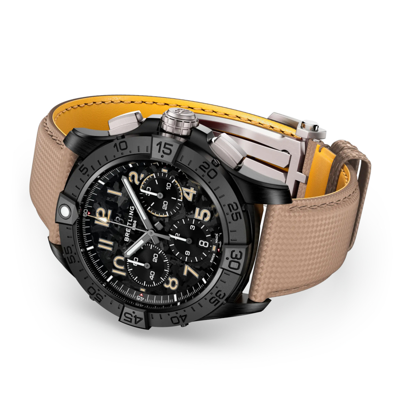 BREITLING AVENGER 42, klocka som du kan handla till bra pris hos oss på Klockmaster.
