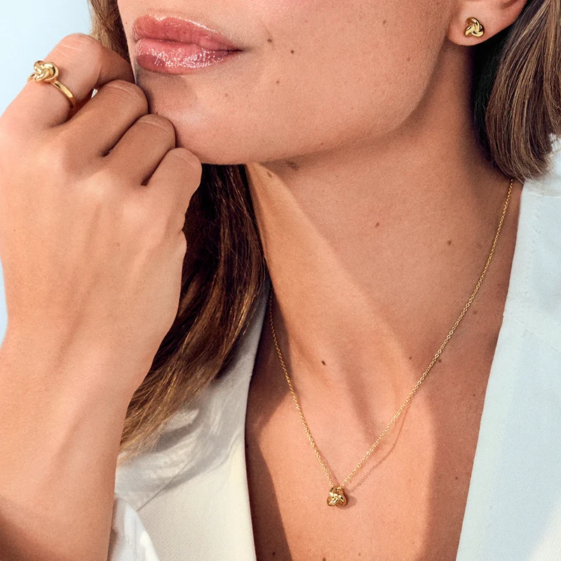 Halsband Imperia Pianura Piccolo Guld Sif Jakobs SJ-N10751-YG, klocka som du kan handla till bra pris hos oss på Klockmaster.
