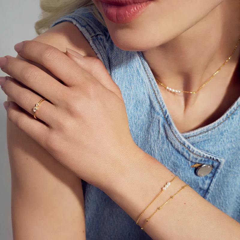 Halsband Perla Cinque Guld Sif Jakobs SJ-N2735-P-YG, klocka som du kan handla till bra pris hos oss på Klockmaster.