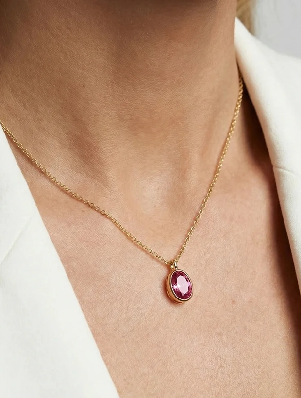 Sif Jakobs Halsband Sardinien Ovale - Guld/Rosa SJ-N2795-PKCZ-YG, klocka som du kan handla till bra pris hos oss på Klockmaster.