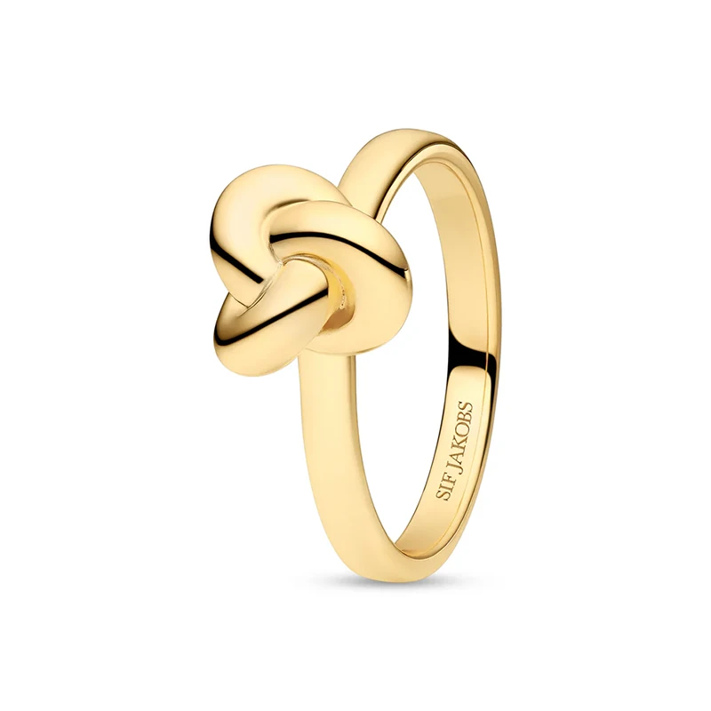 Ring Imperia Pianura Piccolo Guld 17,8mm - Sif Jakobs SJ-R10751-YG-56, klocka som du kan handla till bra pris hos oss på Klockmaster.