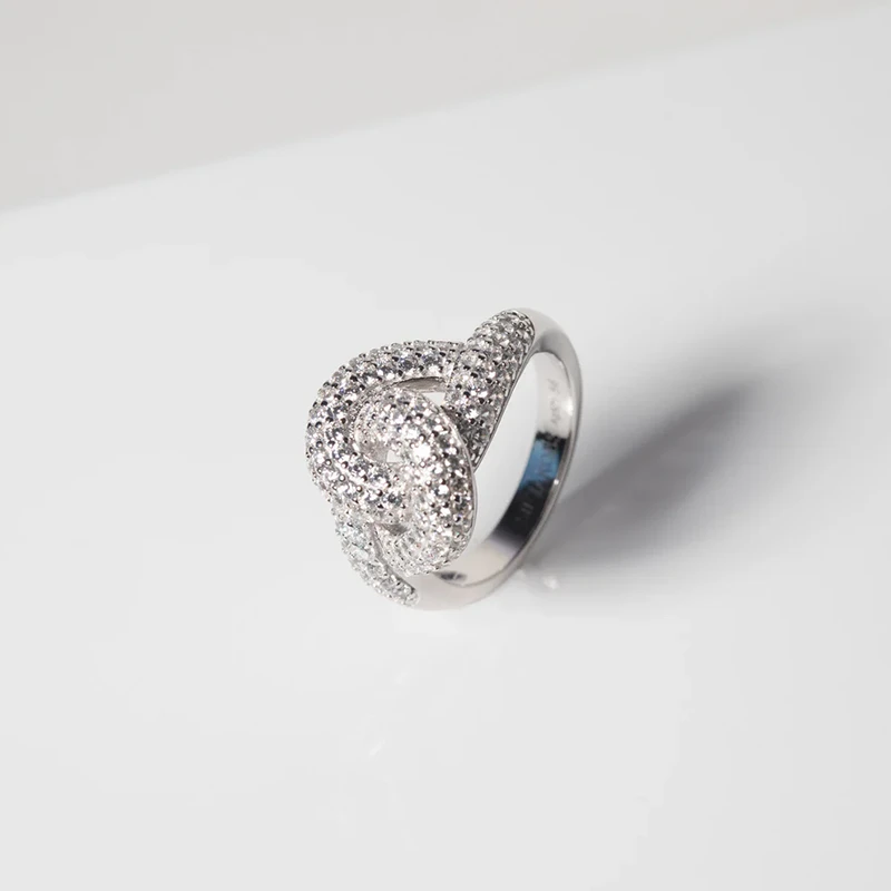 Ring Imperia Silver 17,8mm Sif Jakobs SJ-R10752-CZ-56, klocka som du kan handla till bra pris hos oss på Klockmaster.