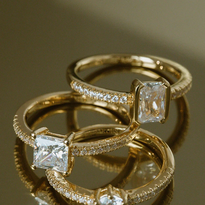 Ring Roccanova Piccolo Guld 17,8mm Sif Jakobs SJ-R42266-CZ-YG-56, klocka som du kan handla till bra pris hos oss på Klockmaster.