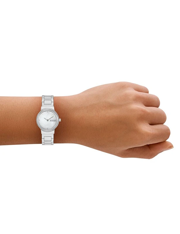SKAGEN Freja Lille 26mm, klocka som du kan handla till bra pris hos oss på Klockmaster.