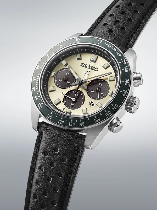 SEIKO Prospex Speedtimer Solar 41.5mm SSC943P1, klocka som du kan handla till bra pris hos oss på Klockmaster.