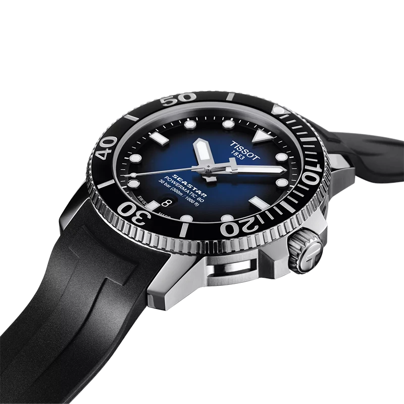 TISSOT Seastar 1000 Powermatic 80 43mm, klocka som du kan handla till bra pris hos oss på Klockmaster.
