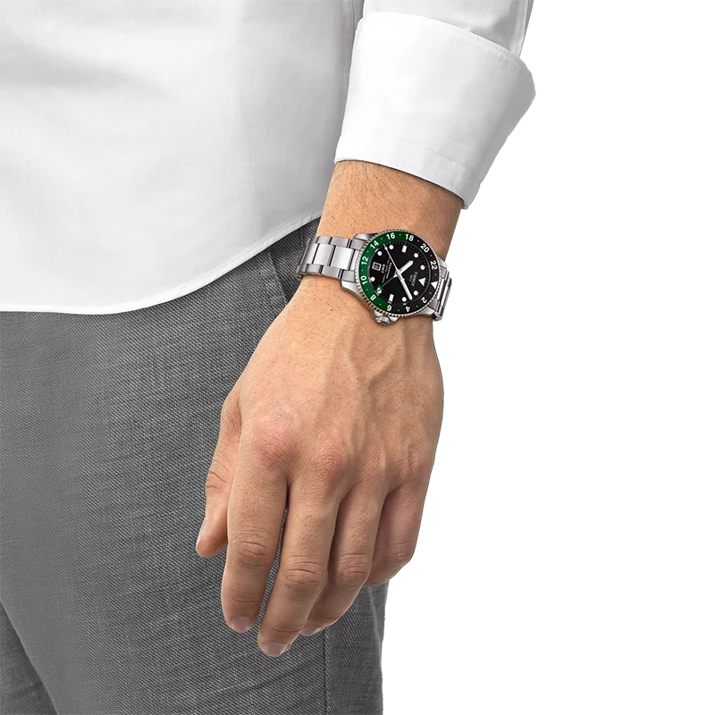 TISSOT Seastar 1000 GMT 40mm, klocka som du kan handla till bra pris hos oss på Klockmaster.