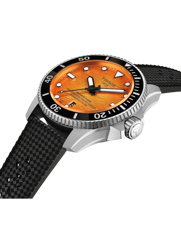 TISSOT Seastar 2000 44mm T1209071728100, klocka som du kan handla till bra pris hos oss på Klockmaster.