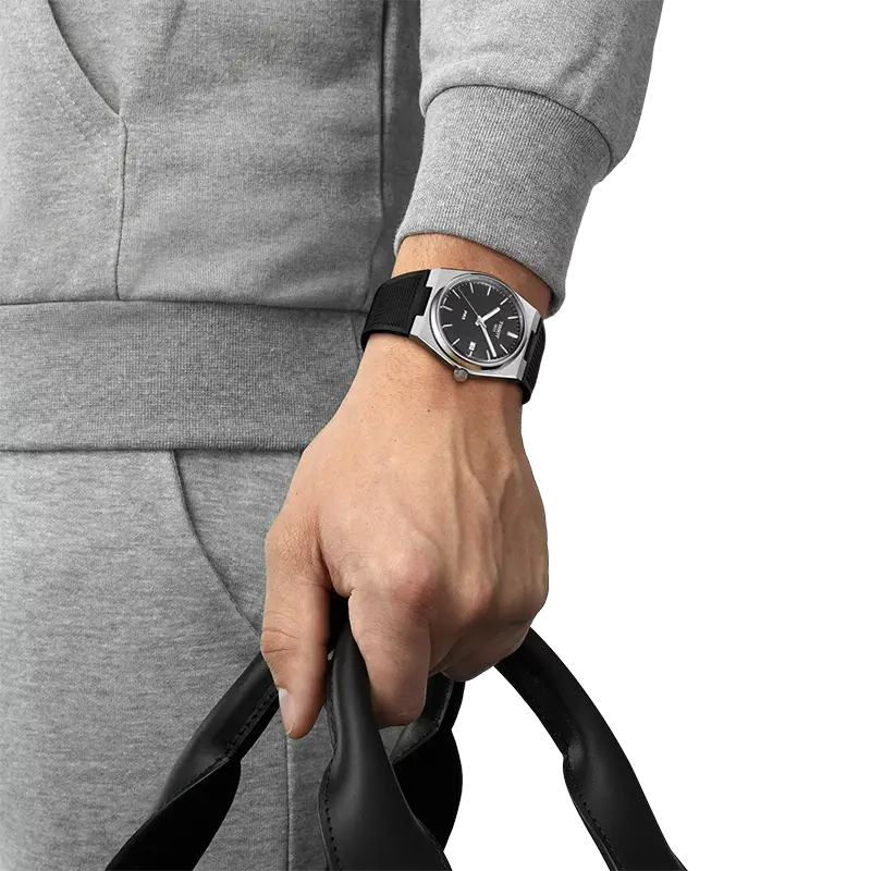 TISSOT PRX 40mm T1374101705100, klocka som du kan handla till bra pris hos oss på Klockmaster.