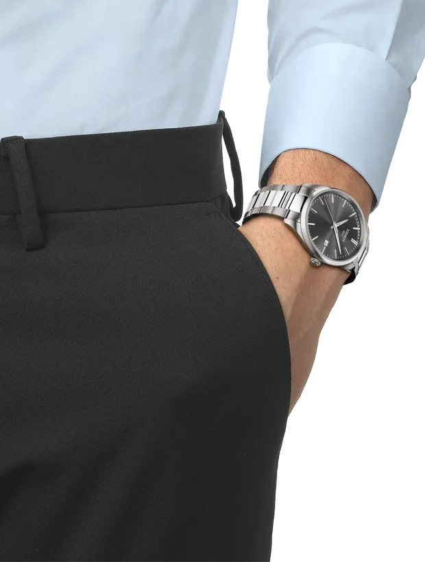 TISSOT PR 100 40mm T1504101108100, klocka som du kan handla till bra pris hos oss på Klockmaster.