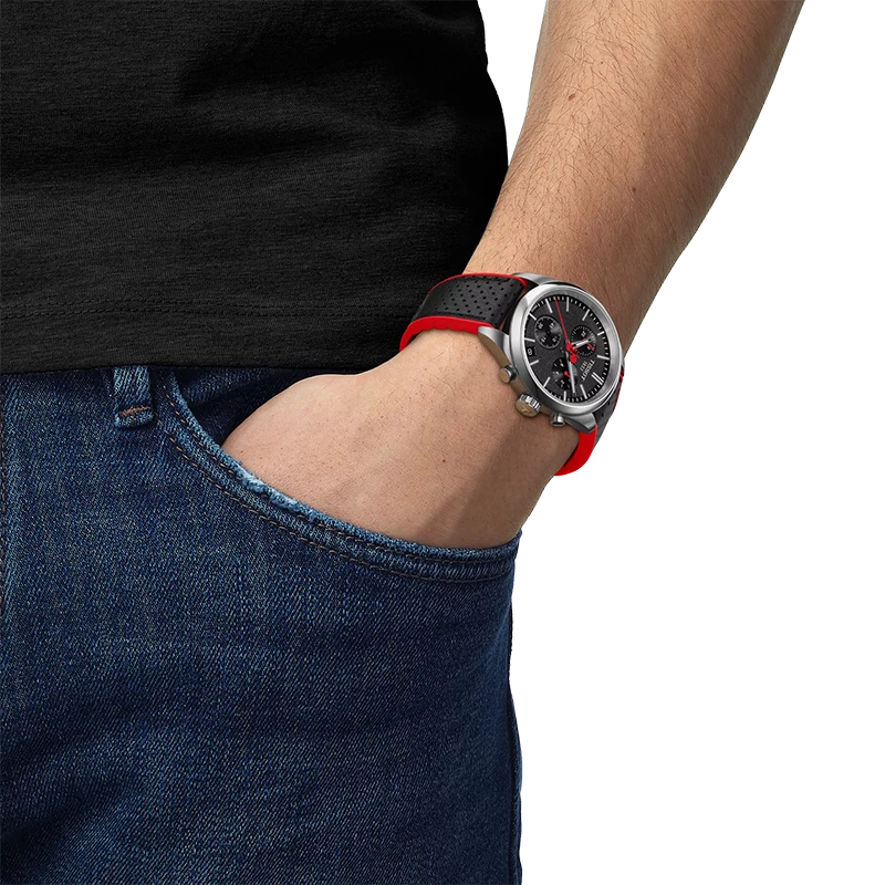 TISSOT PR 100 Chronograph Vuelta 40mm, klocka som du kan handla till bra pris hos oss på Klockmaster.