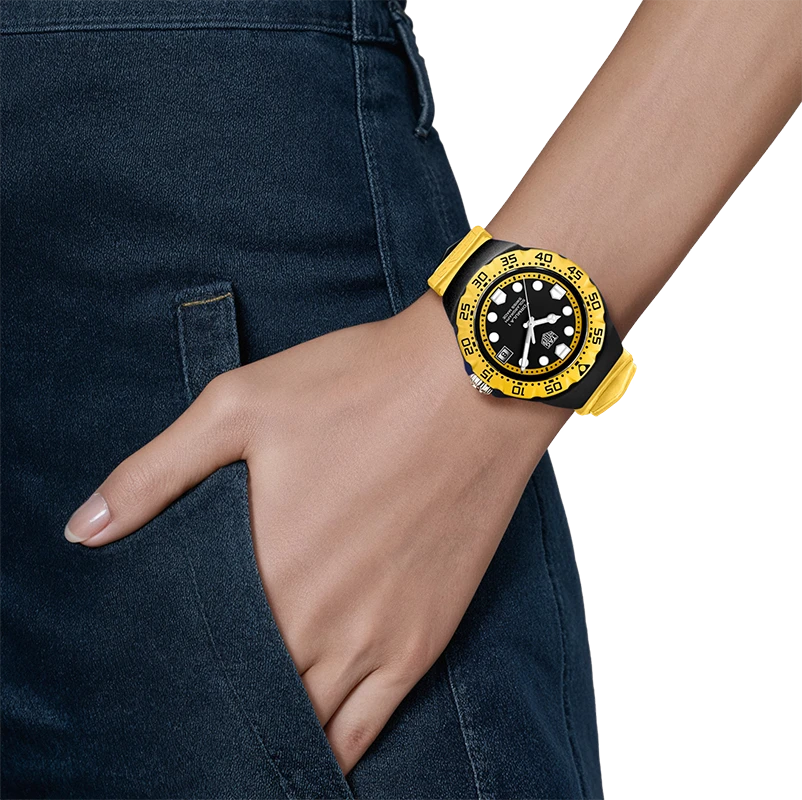 TAG Heuer Formula 1 Solargraph 38mm WBY1117.FT8087, klocka som du kan handla till bra pris hos oss på Klockmaster.