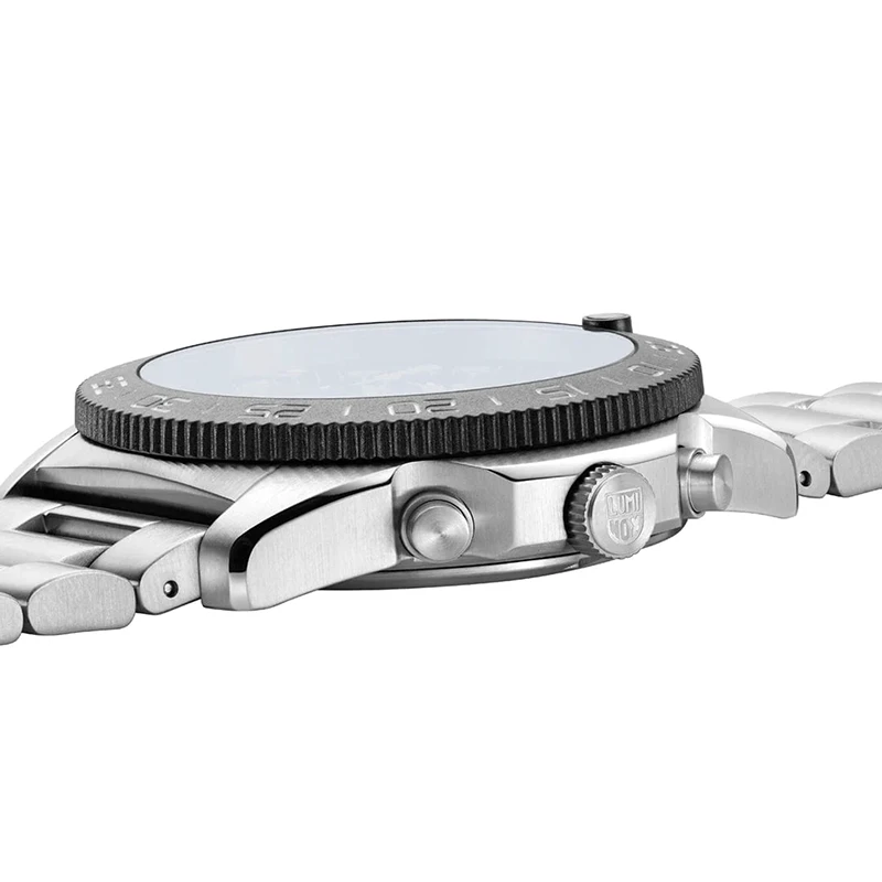 Luminox Pacific Diver Chronograph 44mm XS.3143.M, klocka som du kan handla till bra pris hos oss på Klockmaster.