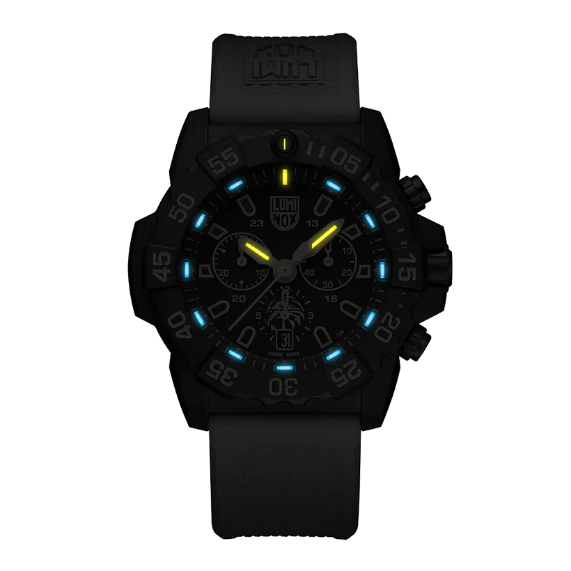 Luminox Navy Seal Foundation Chronograph 45 mm, klocka som du kan handla till bra pris hos oss på Klockmaster.